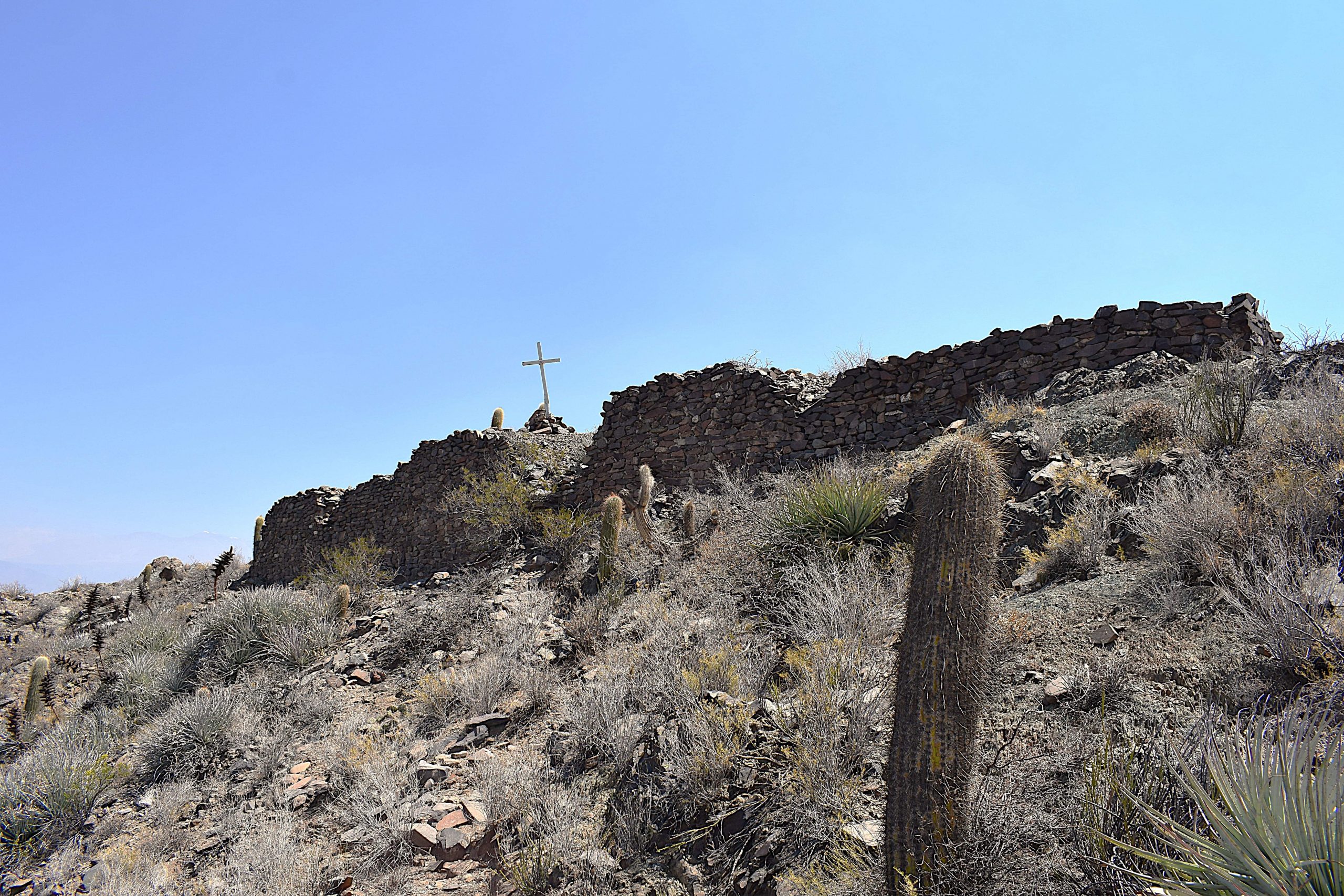 Ushnu de Cortaderas Bajo. Dominio público.